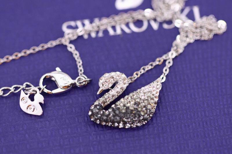 Swarovski Necklace 04lyx208